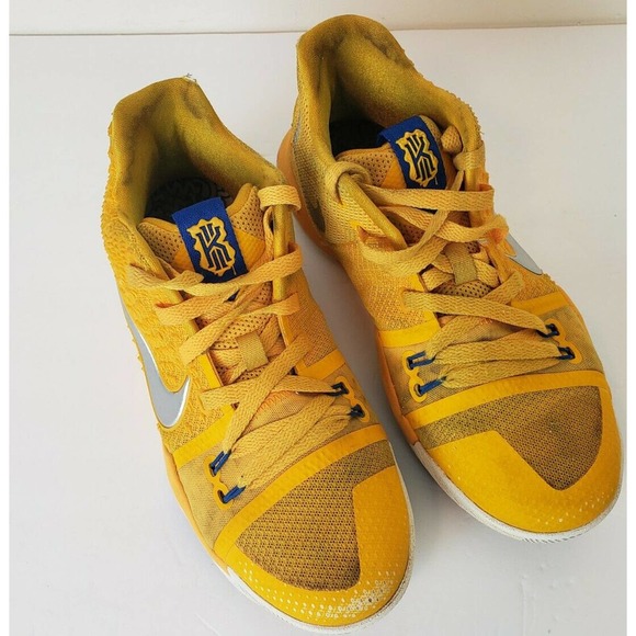 Nike Kyrie 3 Mac and Cheese 6Y Yellow Nike Logo Style 859466-791 Blue Trim - Picture 2 of 10